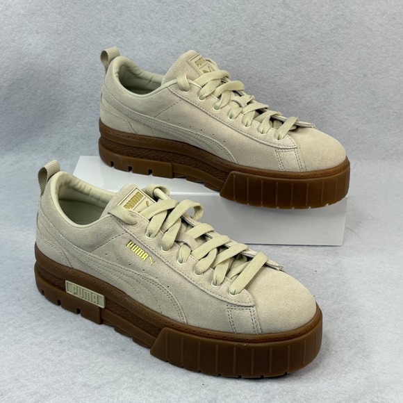 Puma Women's Sz 11 Ivory Mayze Chelsea Suede Platform Creeper Sneaker Shoes - Picture 1 of 6
